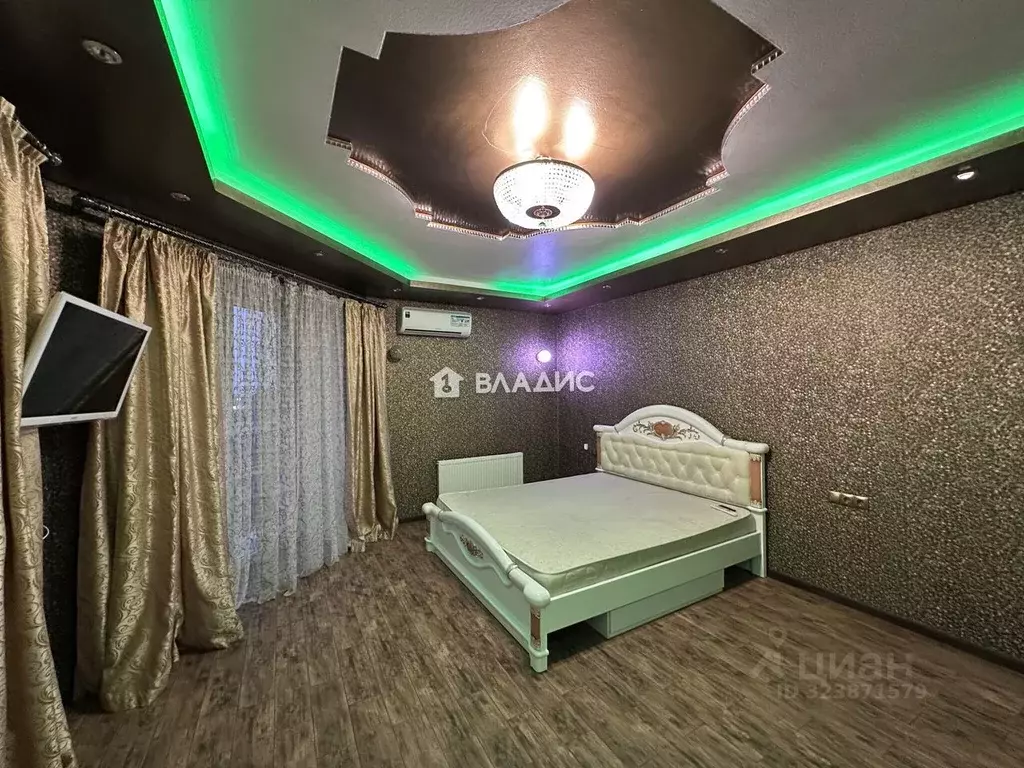 3-к кв. Волгоградская область, Волгоград Московская ул., 5А (126.0 м) - Фото 0