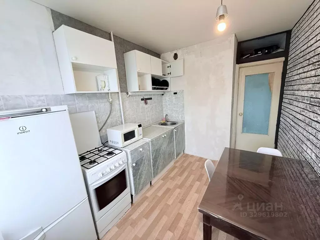 2-к кв. Тульская область, Тула ул. Революции, 6 (50.4 м) - Фото 2