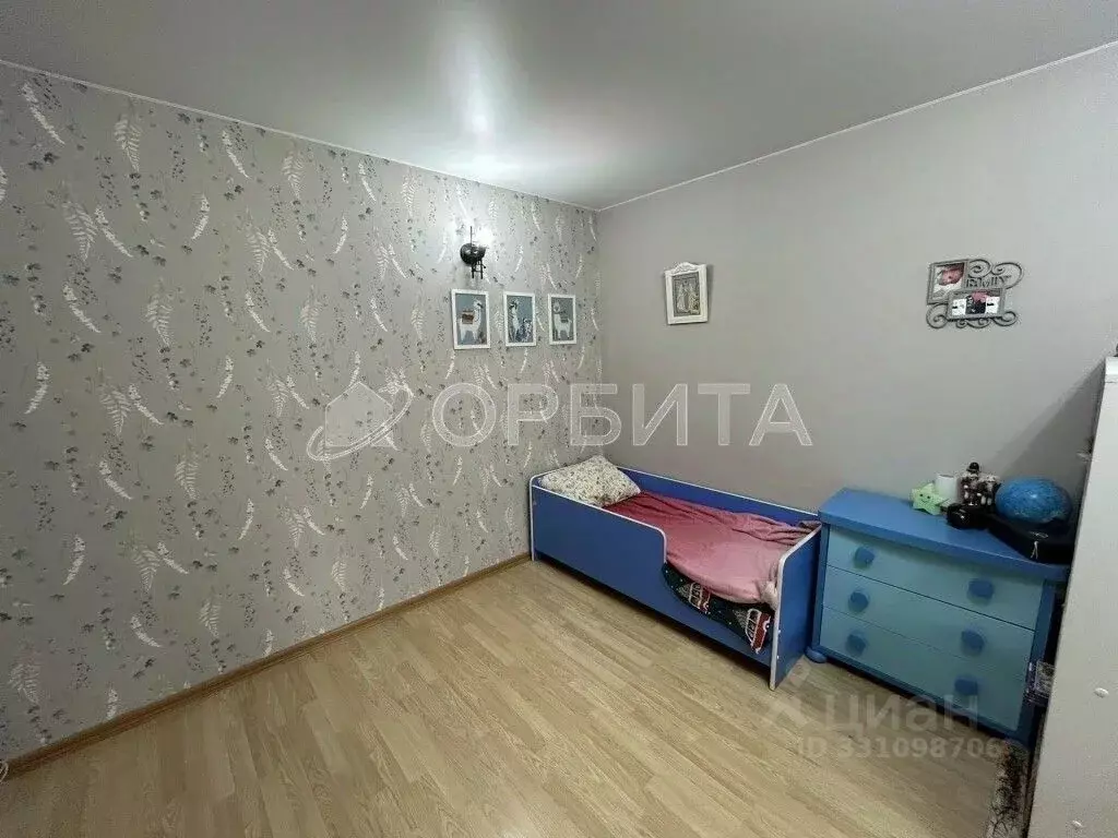 1-к кв. Тюменская область, Тюмень Волгоградская ул., 103 (30.7 м) - Фото 2
