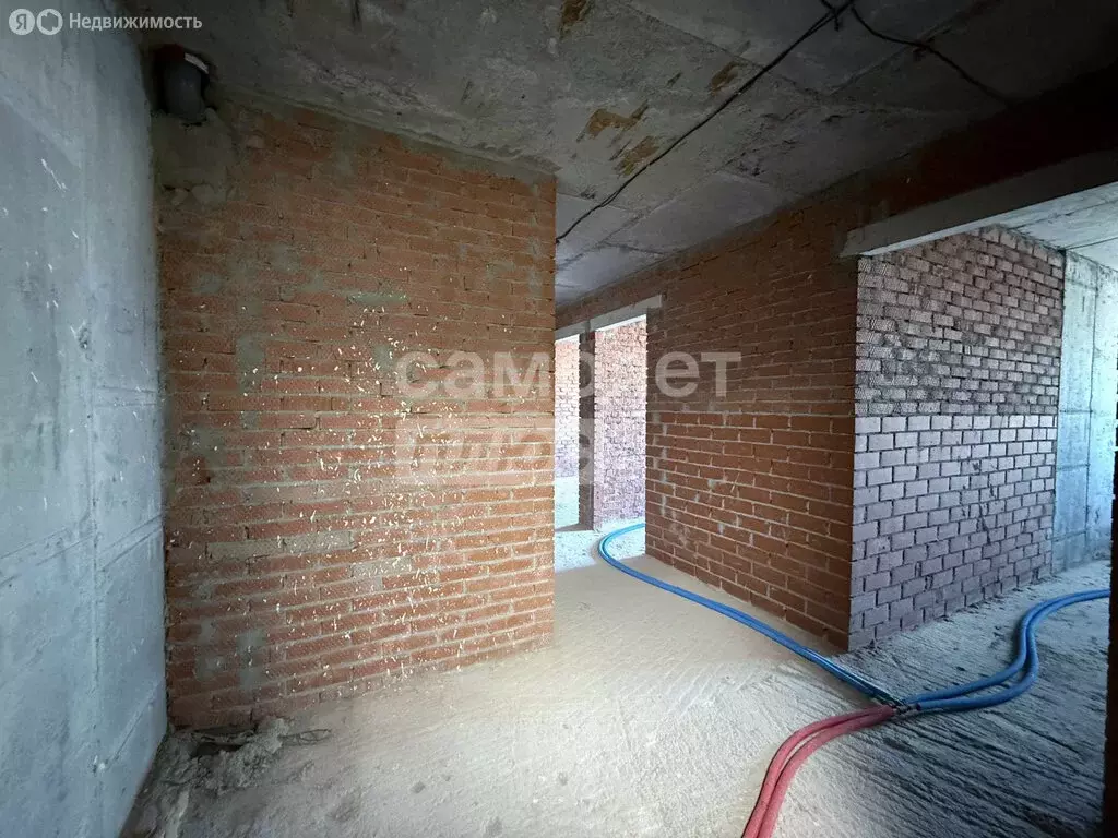 3-комнатная квартира: Уфа, улица Софьи Перовской, 22 (68.9 м) - Фото 1