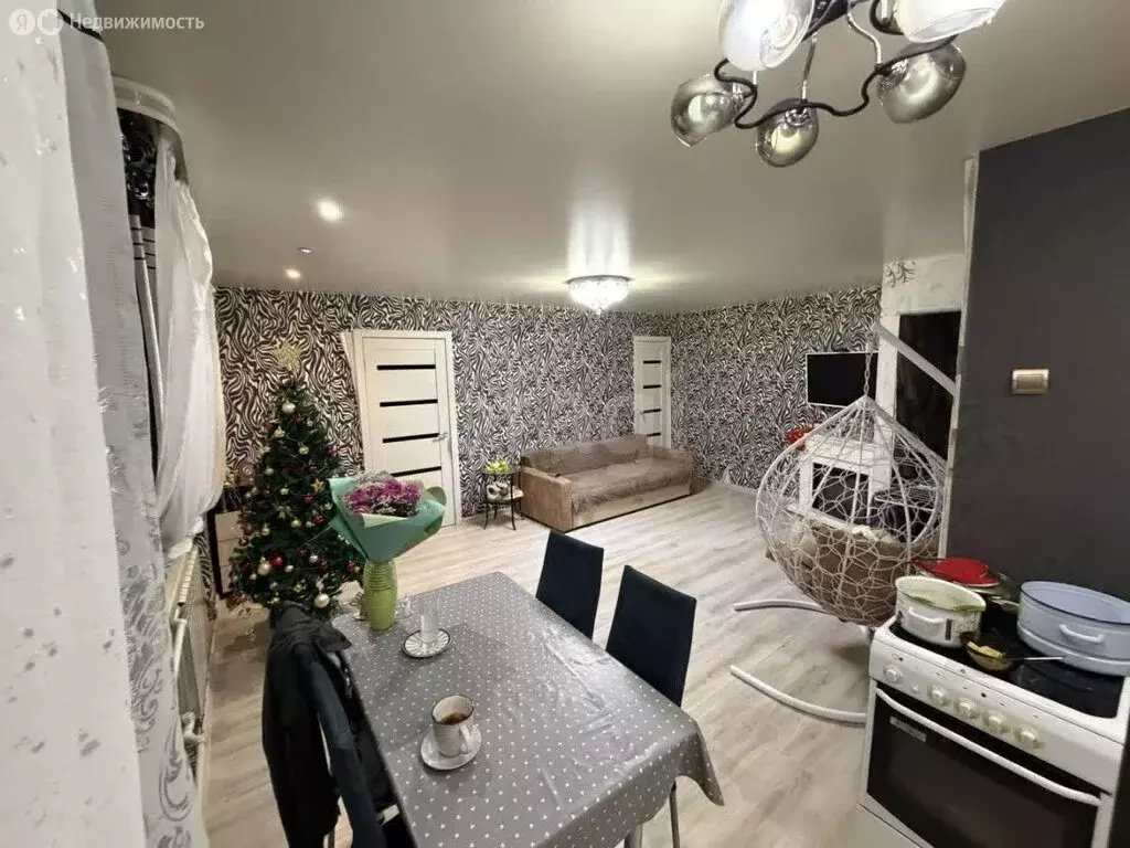 2-комнатная квартира: Улан-Удэ, улица Гастелло, 12 (42.4 м) - Фото 1