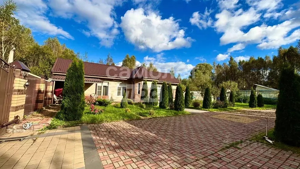 Дом в Калужская область, Перемышльский муниципальный округ, Ахлебинино ... - Фото 2