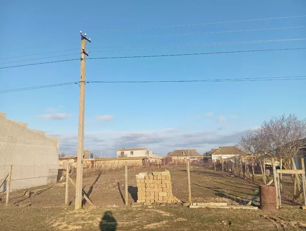 Участок в Крым, Сакский район, с. Вересаево ул. Крымская (9.28 сот.) - Фото 1