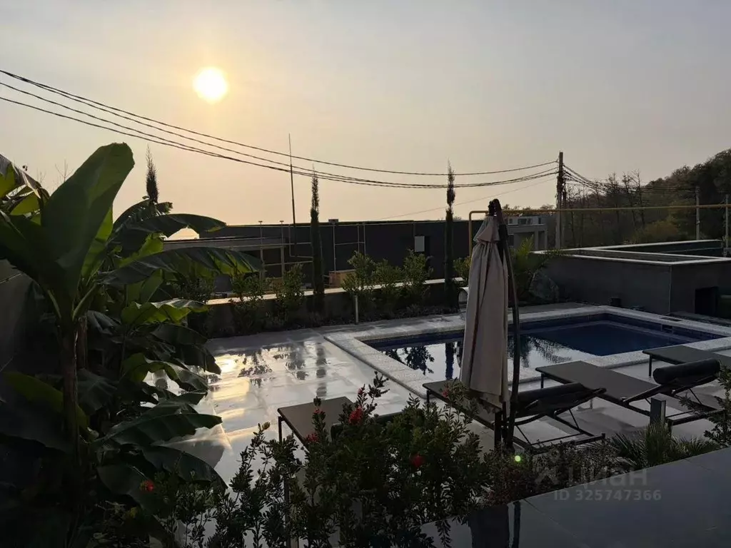 Дом в Краснодарский край, Сочи ул. Ручей Видный, 191 (300 м) - Фото 1