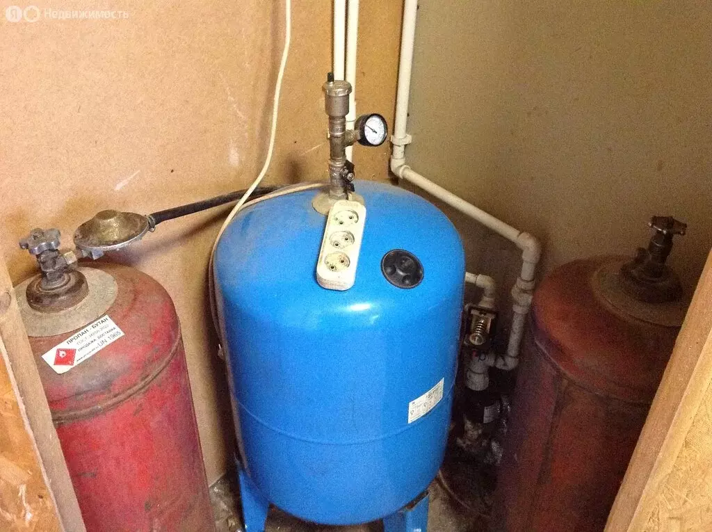 Дом в Тверская область, Спировский муниципальный округ, деревня ... - Фото 1