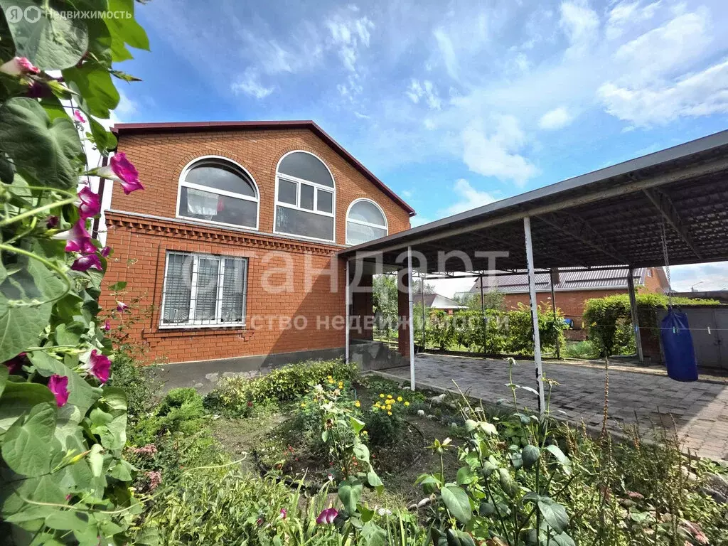 Дом в Ессентуки, улица Щорса (257.3 м) - Фото 1