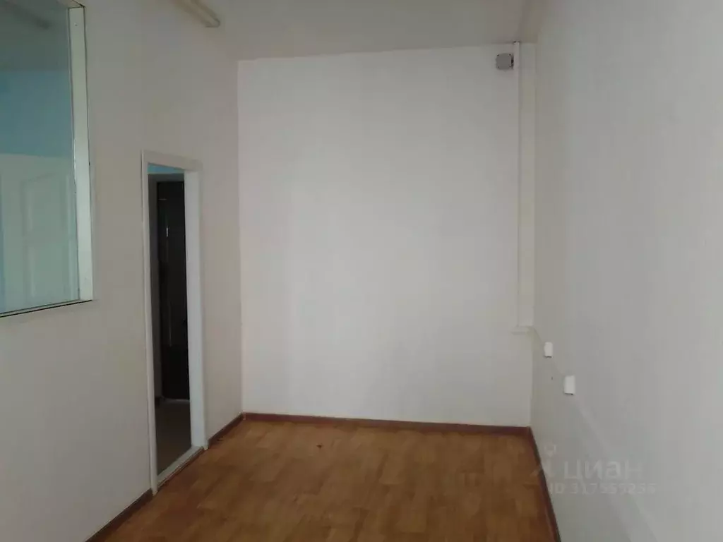 Офис в Свердловская область, Екатеринбург ул. Опалихинская, 23 (44 м) - Фото 0