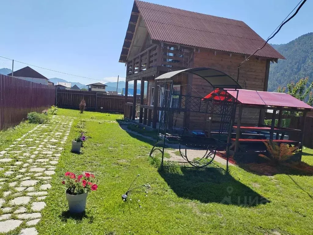 Дом в Алтай, Чемальский район, с. Чемал ул. Уютная, 31 (52 м) - Фото 1