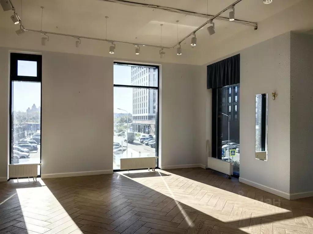 Помещение свободного назначения в Татарстан, Казань ул. Алексея ... - Фото 1