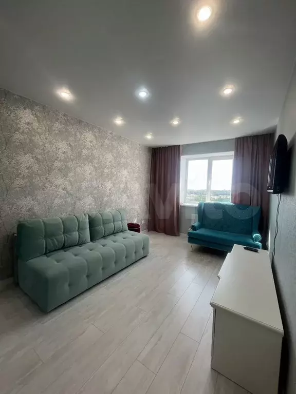 1-к. квартира, 39 м, 8/9 эт. - Фото 0