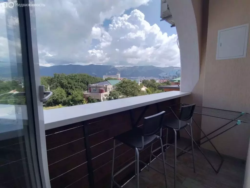 2-комнатная квартира: Геленджик, Крымская улица, 22к21 (57 м) - Фото 1