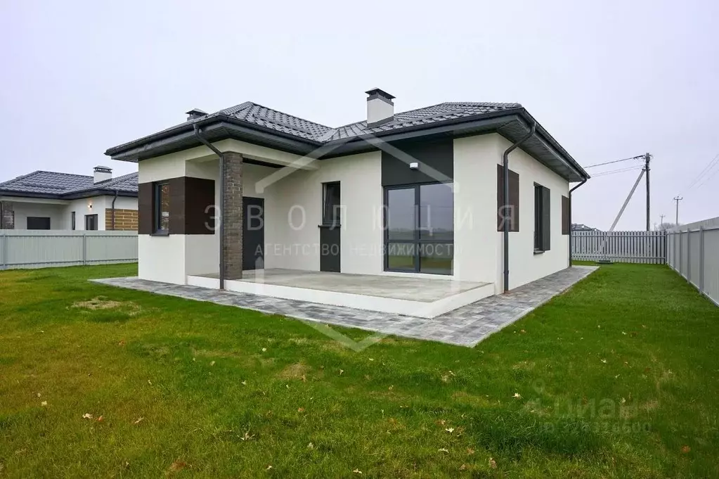 Дом в Калининградская область, Гурьевский муниципальный округ, пос. ... - Фото 1