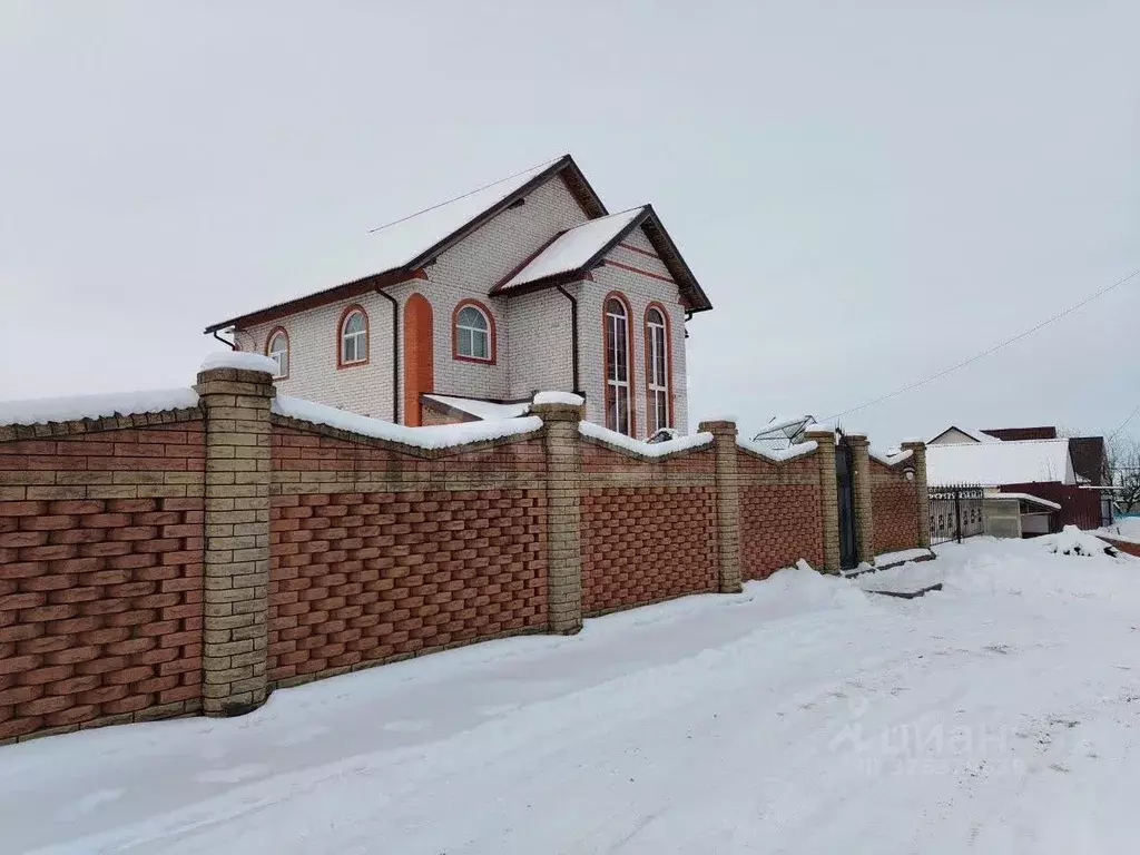 Дом в Белгородская область, Новооскольский муниципальный округ, с. ... - Фото 2