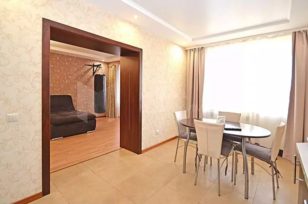 2-к кв. Тюменская область, Тюмень ул. Самарцева, 3 (63.2 м) - Фото 1