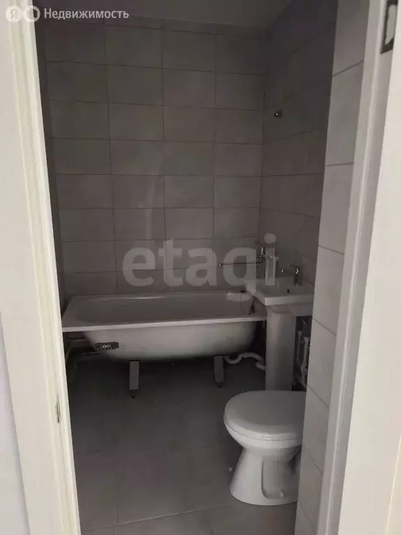 Квартира-студия: Пермь, Белозёрская улица, 30А (22.8 м) - Фото 0