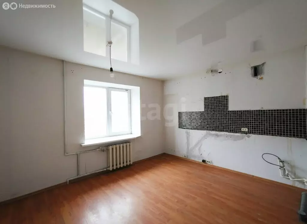 4-комнатная квартира: Череповец, Шекснинский проспект, 25А (118.8 м) - Фото 1
