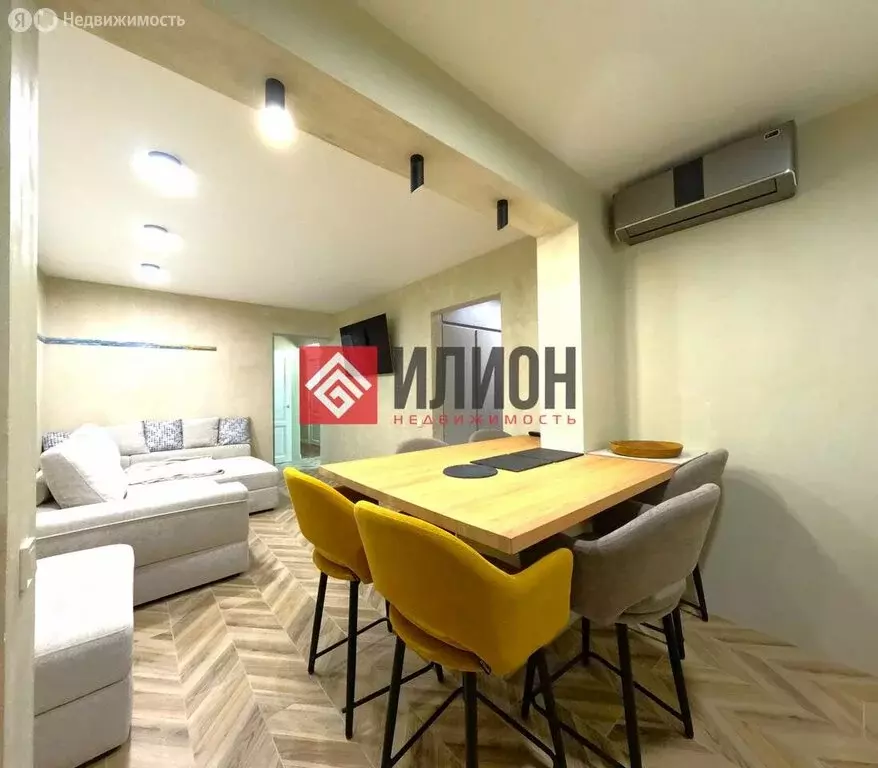 3-комнатная квартира: Ялта, Киевский переулок, 10 (62 м) - Фото 1