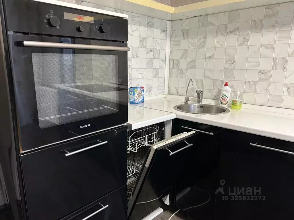 1-к кв. Свердловская область, Екатеринбург ул. Папанина, 7к2 (36.6 м) - Фото 2