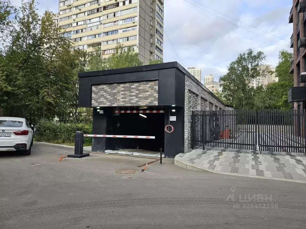 Гараж в Москва Фестивальная ул., 15к5сА (17 м) - Фото 1