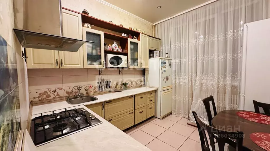 3-к кв. Курская область, Курск ул. Карла Маркса, 72к14 (81.7 м) - Фото 2