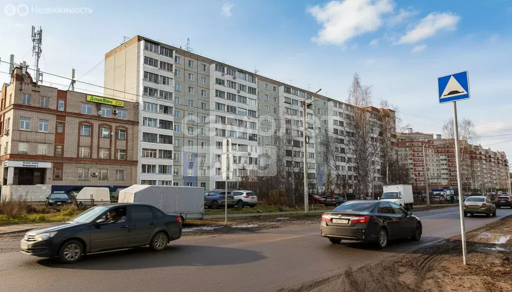 3-комнатная квартира: Киров, Ленинский район, Комсомольская улица, 89 ... - Фото 1