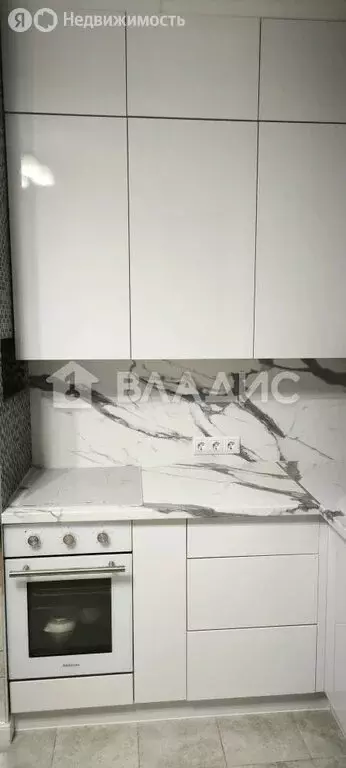 Квартира-студия: Красногорск, бульвар Космонавтов, 17 (27.5 м) - Фото 1