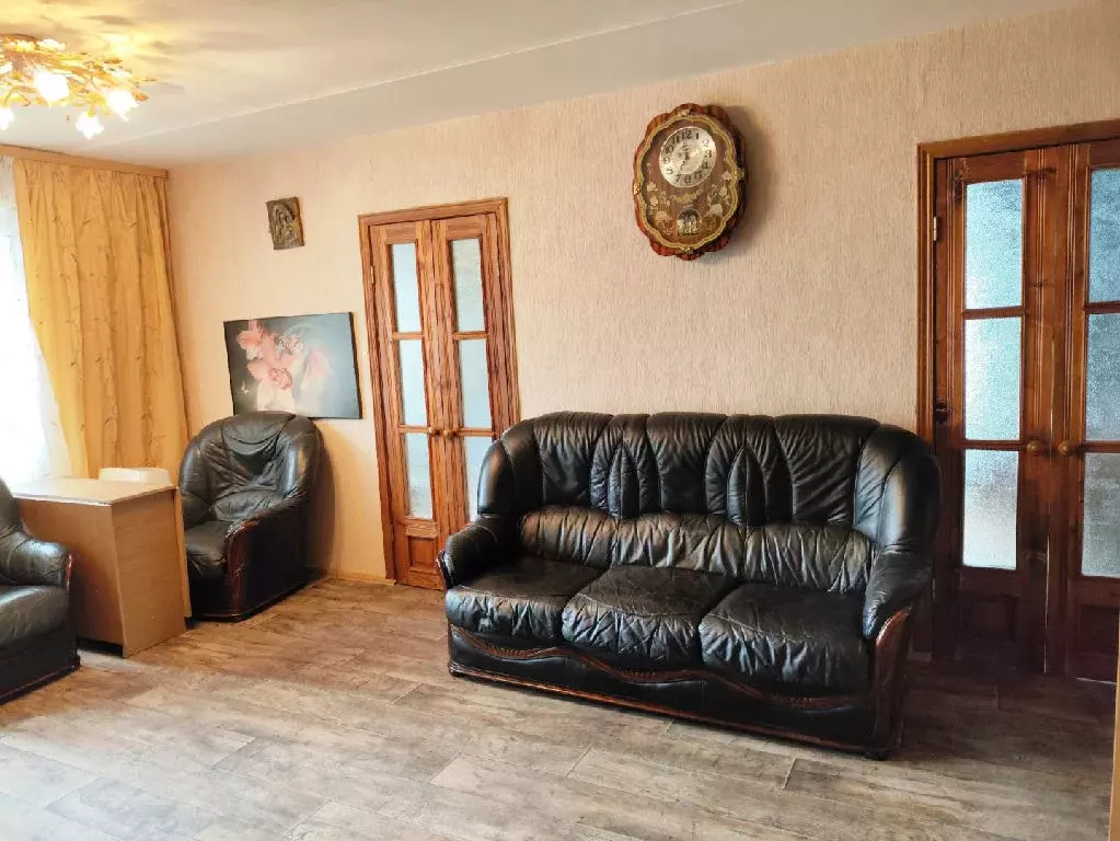 Продается 3-комнатная квартира - Фото 2