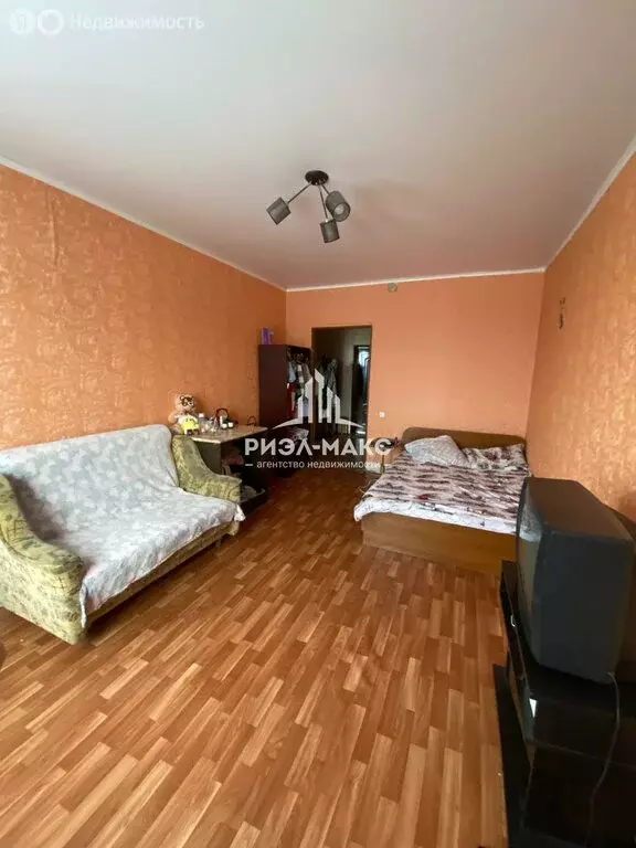 1-комнатная квартира: Брянск, Красноармейская улица, 38 (38 м) - Фото 0