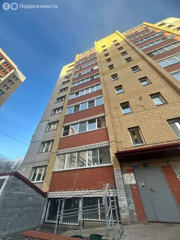 3-комнатная квартира: Киров, Мичуринская улица, 1 (59.8 м) - Фото 0