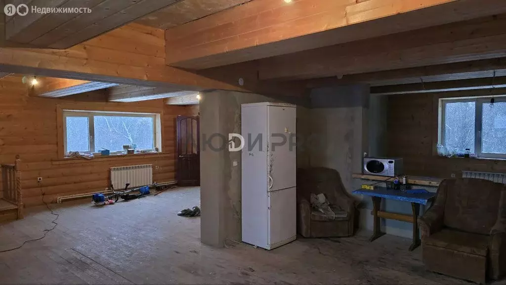 Дом в Саратов, Изобильная улица (243 м) - Фото 1