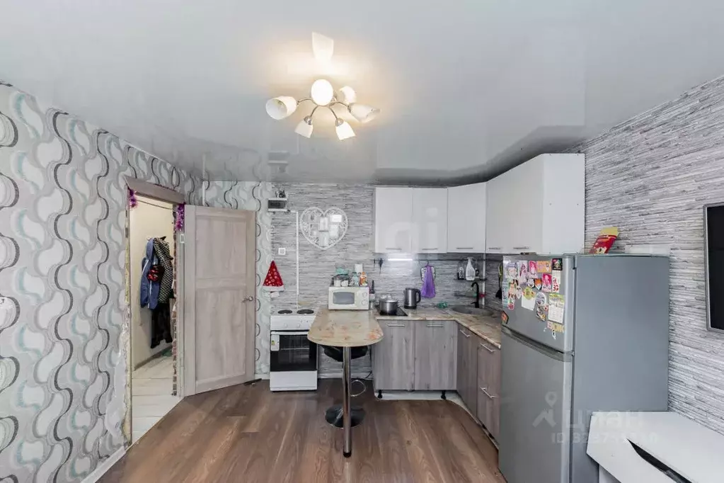 Комната Тюменская область, Тюмень ул. Станционная, 36А (29.3 м) - Фото 1