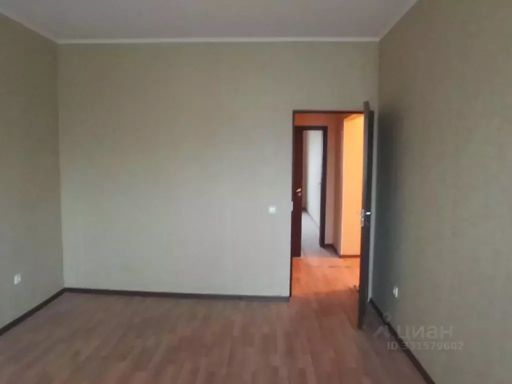 3-к кв. Москва пос. Коммунарка, ул. Бачуринская, 22к3 (93.0 м) - Фото 1