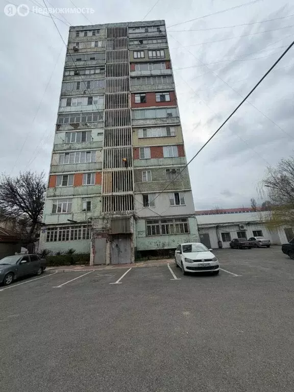 2-комнатная квартира: Махачкала, проспект Имама Шамиля, 69 (59 м) - Фото 1