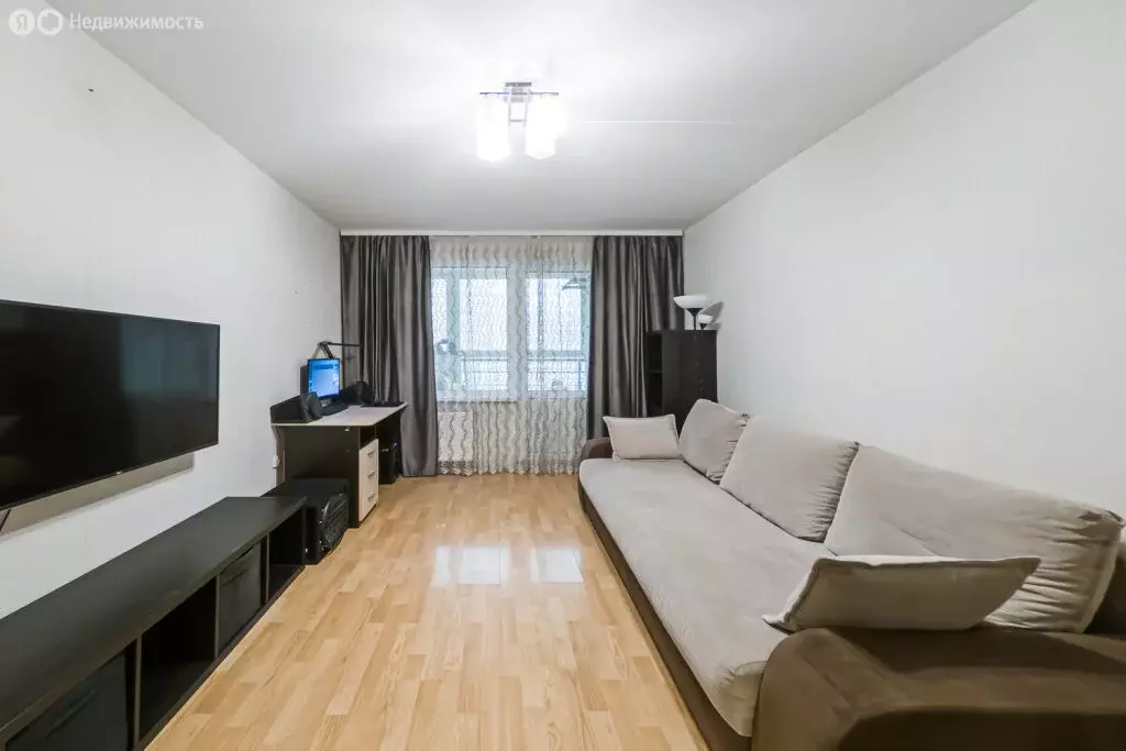 1-комнатная квартира: Екатеринбург, Совхозная улица, 10 (34.7 м) - Фото 1