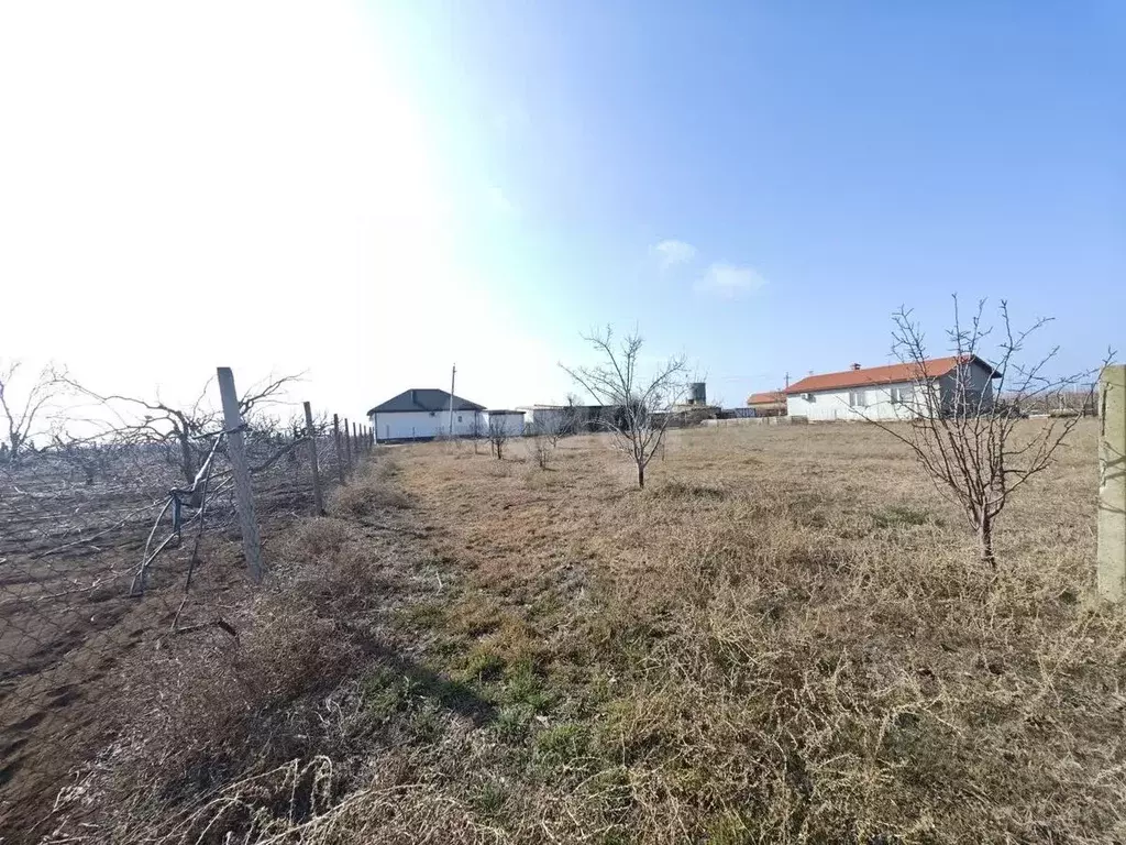 Участок в Крым, Сакский район, Лесновское с/пос, с. Владимировка, ... - Фото 1