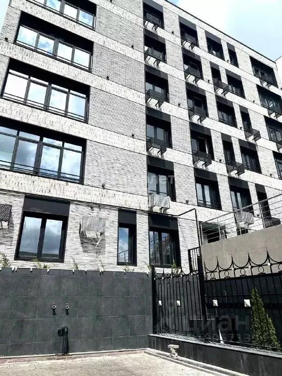 3-к кв. Курская область, Курск ул. Горького, 47 (113.1 м) - Фото 0