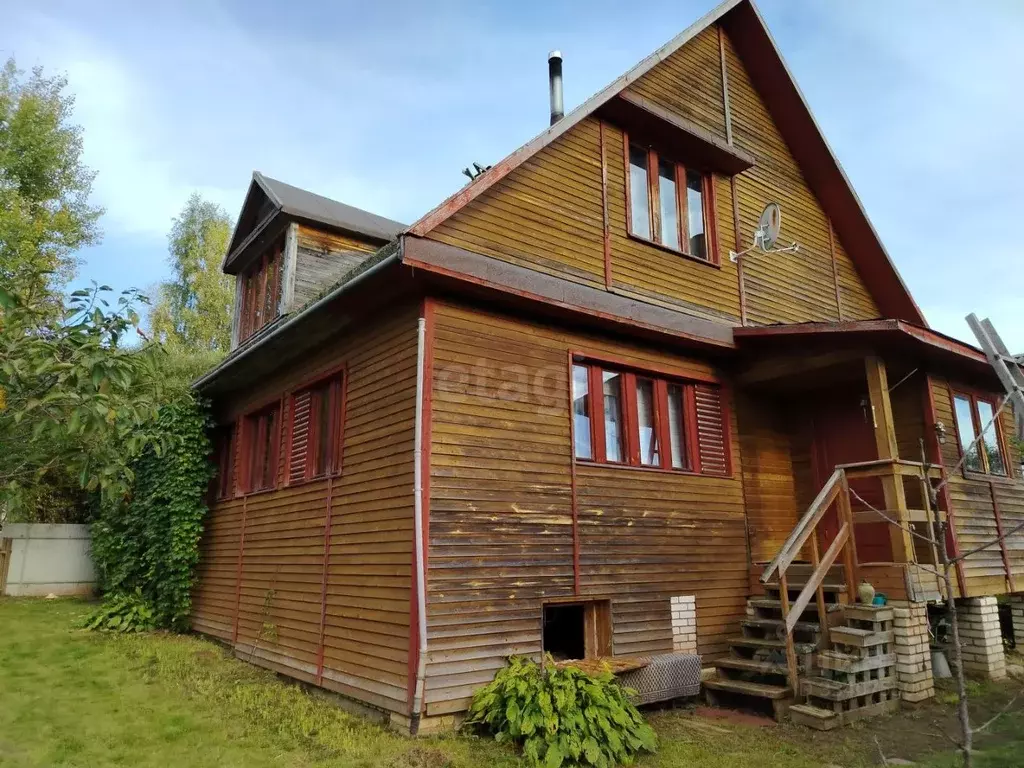 Дом в Ленинградская область, Киришский район, Будогощское городское ... - Фото 1