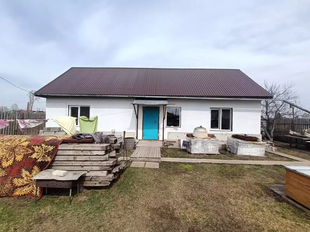 Дом в Красноярский край, Назарово Вокзальная ул. (64 м) - Фото 0