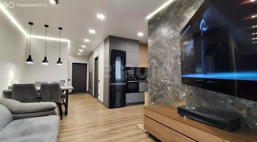 2-комнатная квартира: Энгельс, Пристанская улица, 85 (73 м) - Фото 2