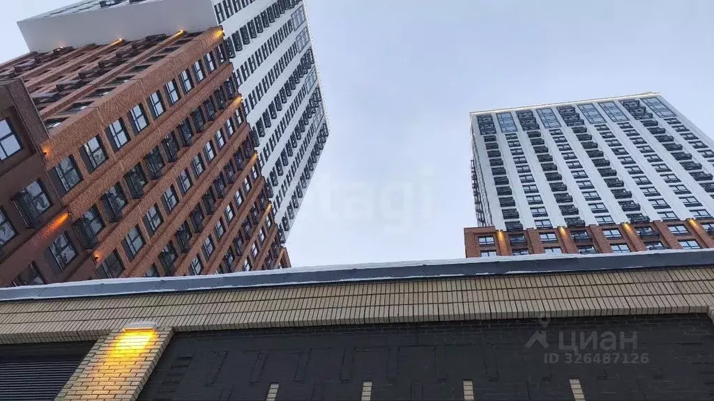 Гараж в Тюменская область, Тюмень ул. Тимофея Чаркова, 93 (13 м) - Фото 1