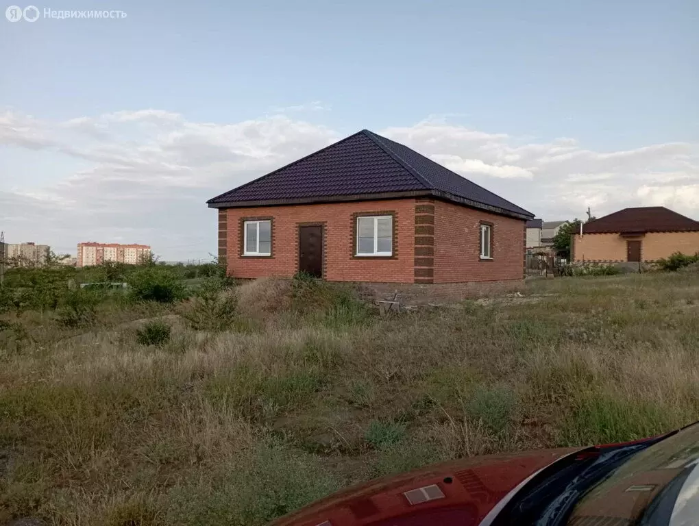 Дом в Каменск-Шахтинский, улица Котовского (109 м) - Фото 1