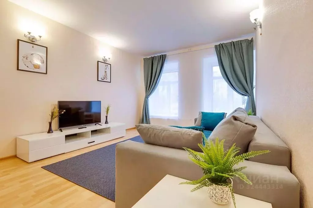 2-к кв. Санкт-Петербург наб. Реки Мойки, 16 (70.0 м) - Фото 1