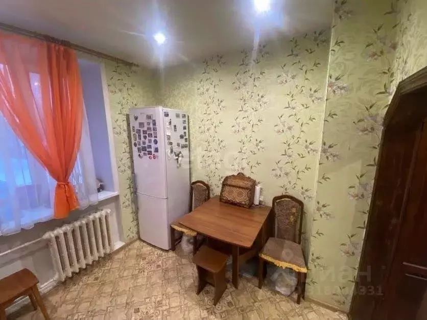 3-к кв. Коми, Ухта Октябрьская ул., 6 (71.6 м) - Фото 0