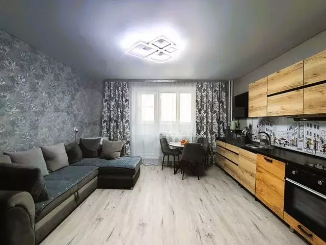 2-к. квартира, 56 м, 3/10 эт. - Фото 0