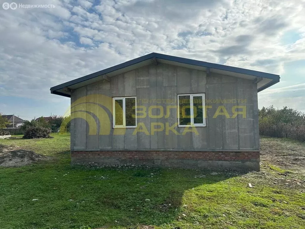 Дом в Полтавская, Огородная улица (82 м) - Фото 1