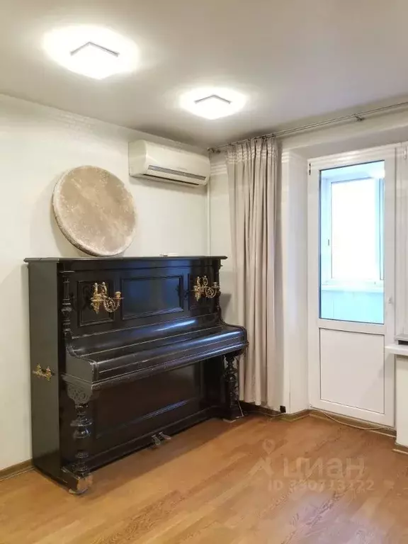 1-к кв. Москва ул. Усачева, 40 (35.0 м) - Фото 0