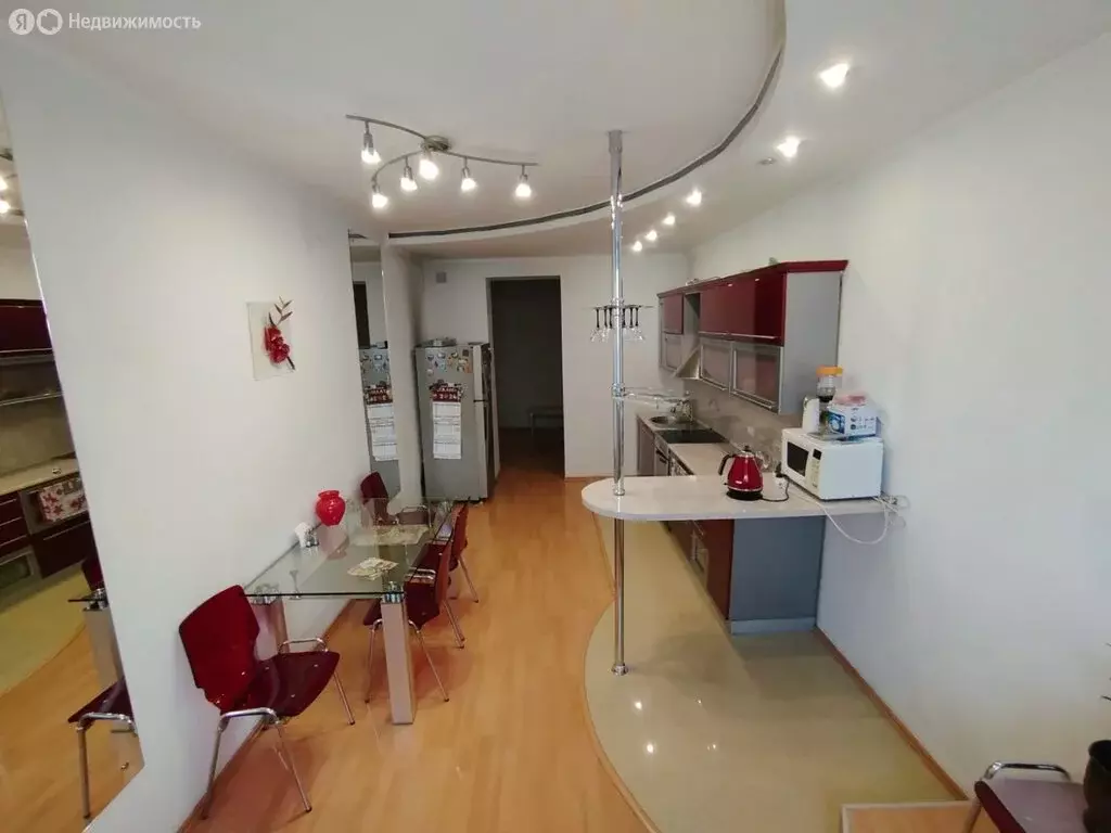 3-комнатная квартира: Ленинск-Кузнецкий, улица Ломоносова, 1 (110 м) - Фото 1