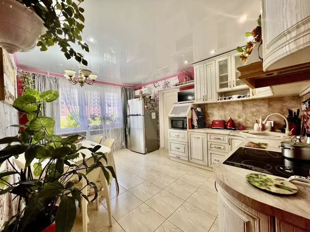 3-к. квартира, 80 м, 1/9 эт. - Фото 0