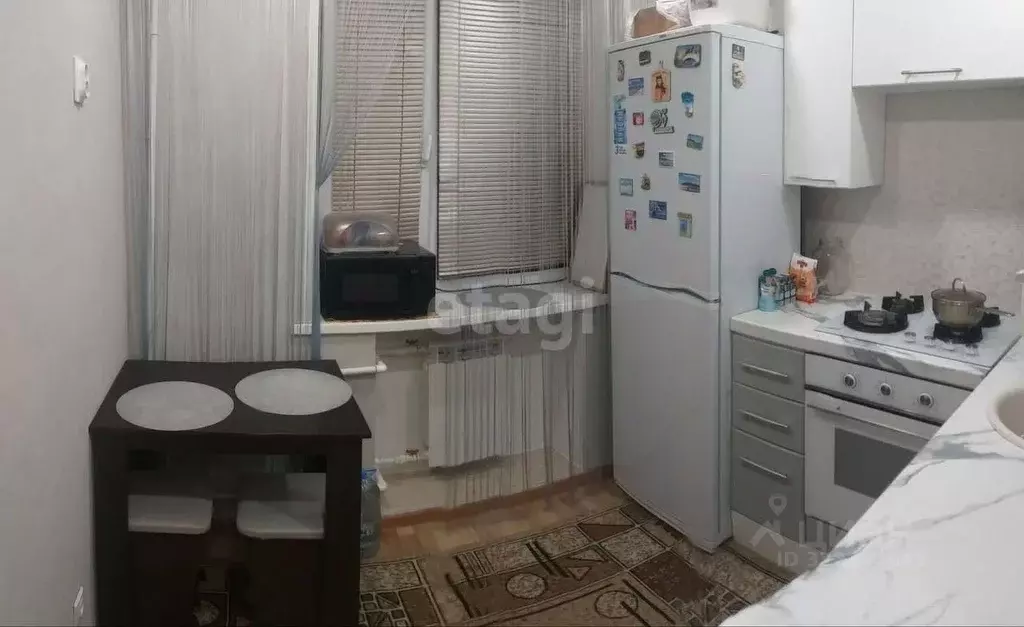 3-к кв. Воронежская область, Семилуки ул. Дзержинского, 15 (59.3 м) - Фото 0