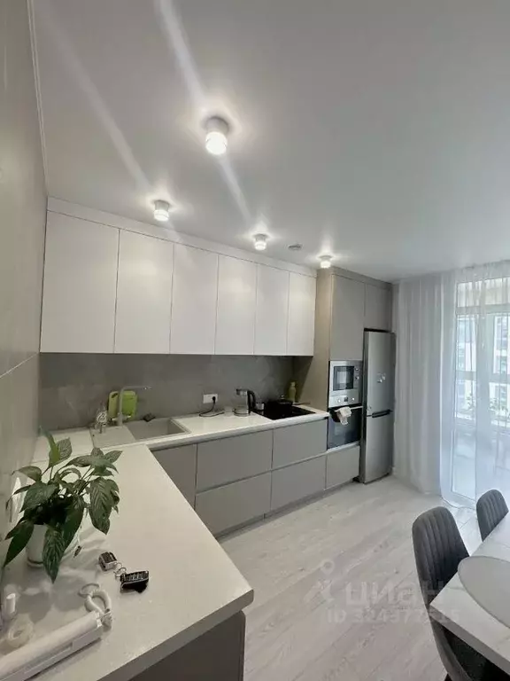 2-к кв. Татарстан, Казань ул. Азата Аббасова, 19 (57.0 м) - Фото 1